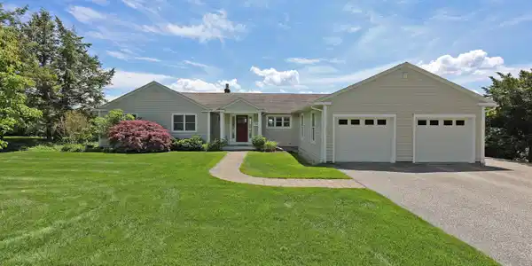 154 Plunkett St