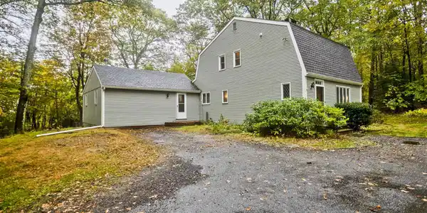 388 South Ln