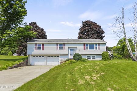 881 Holmes Rd