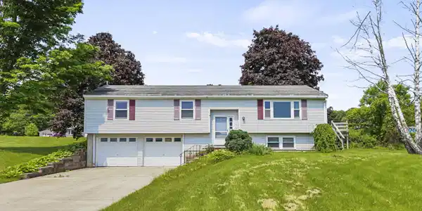 881 Holmes Rd