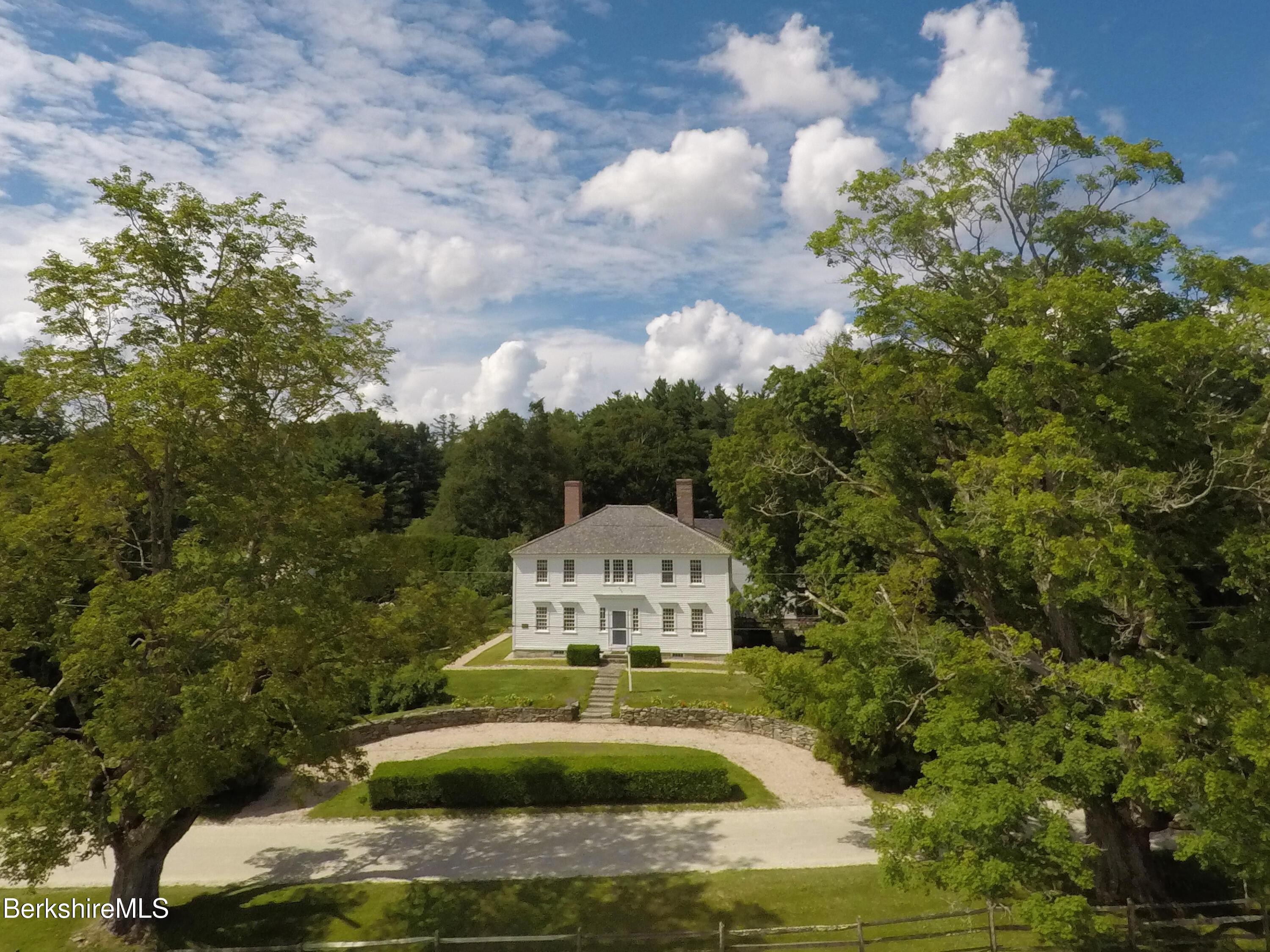 Image 3: Georgian 1798 Farm House_WPSIR_LCF2229