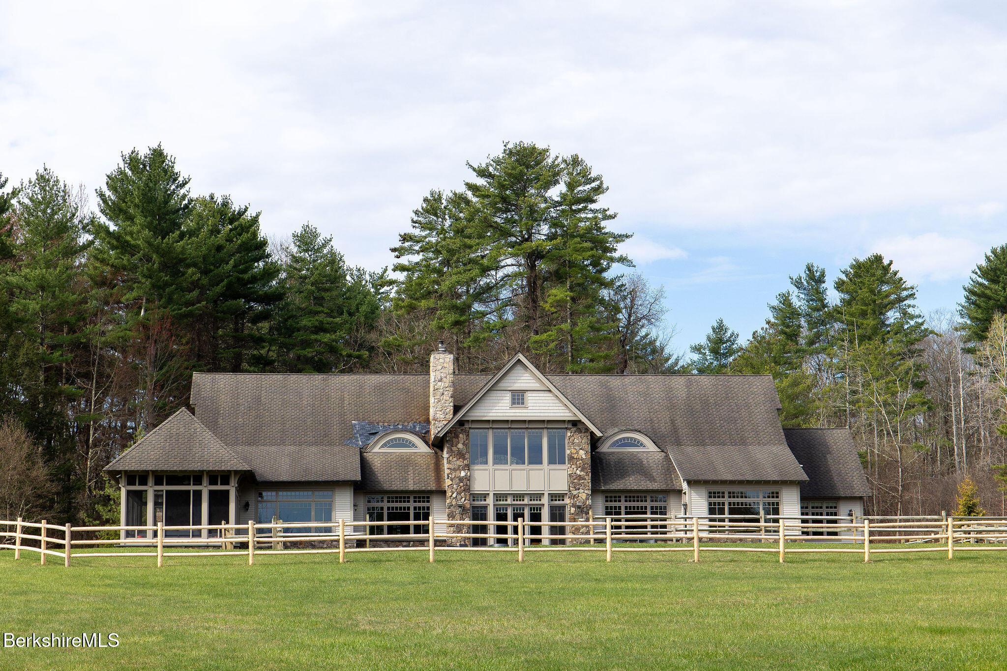 Image 2: Exterior back