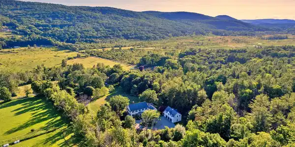 Image 2: "A Perfect Place Farm"