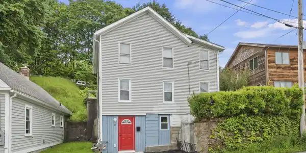 9 Richmond Ln