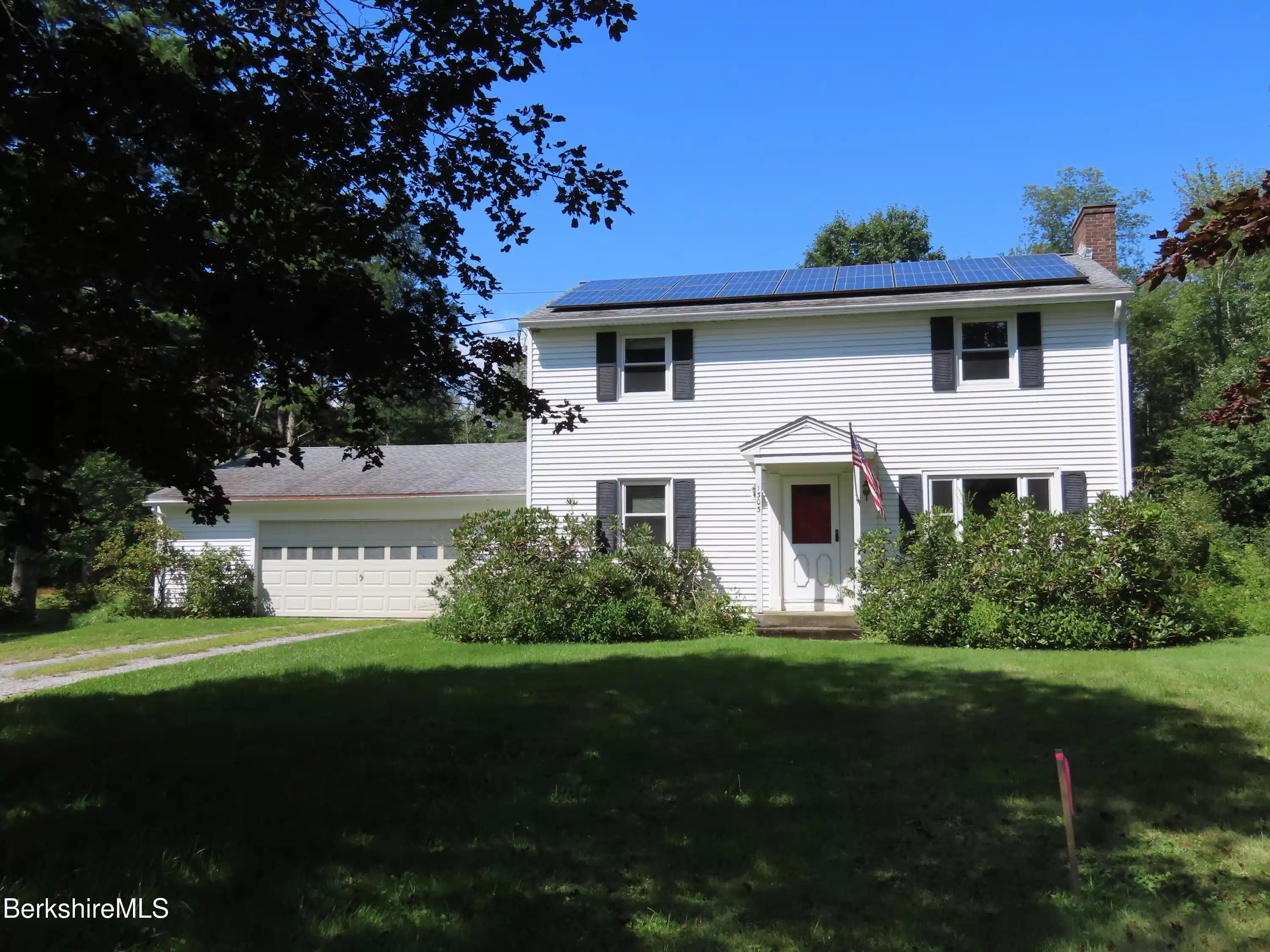 Image 1: Front of house
