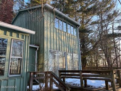 398 Rhoades and Bailey Rd