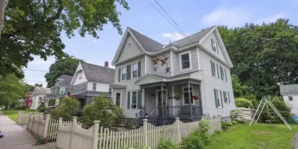 16 Summer St
