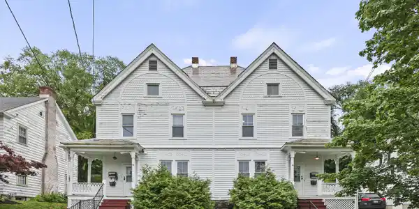 34-36 Crandall St