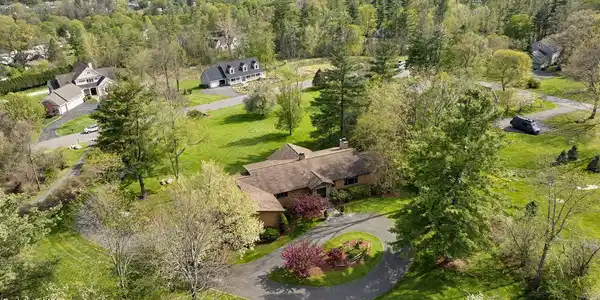 37 Kalliste Hill