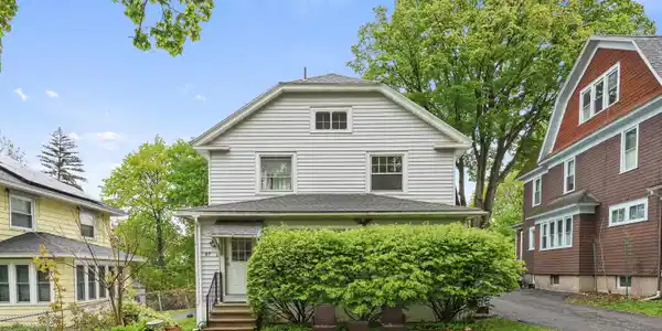 87 Livingston Ave