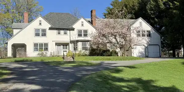 Image 3: 111 Park Street