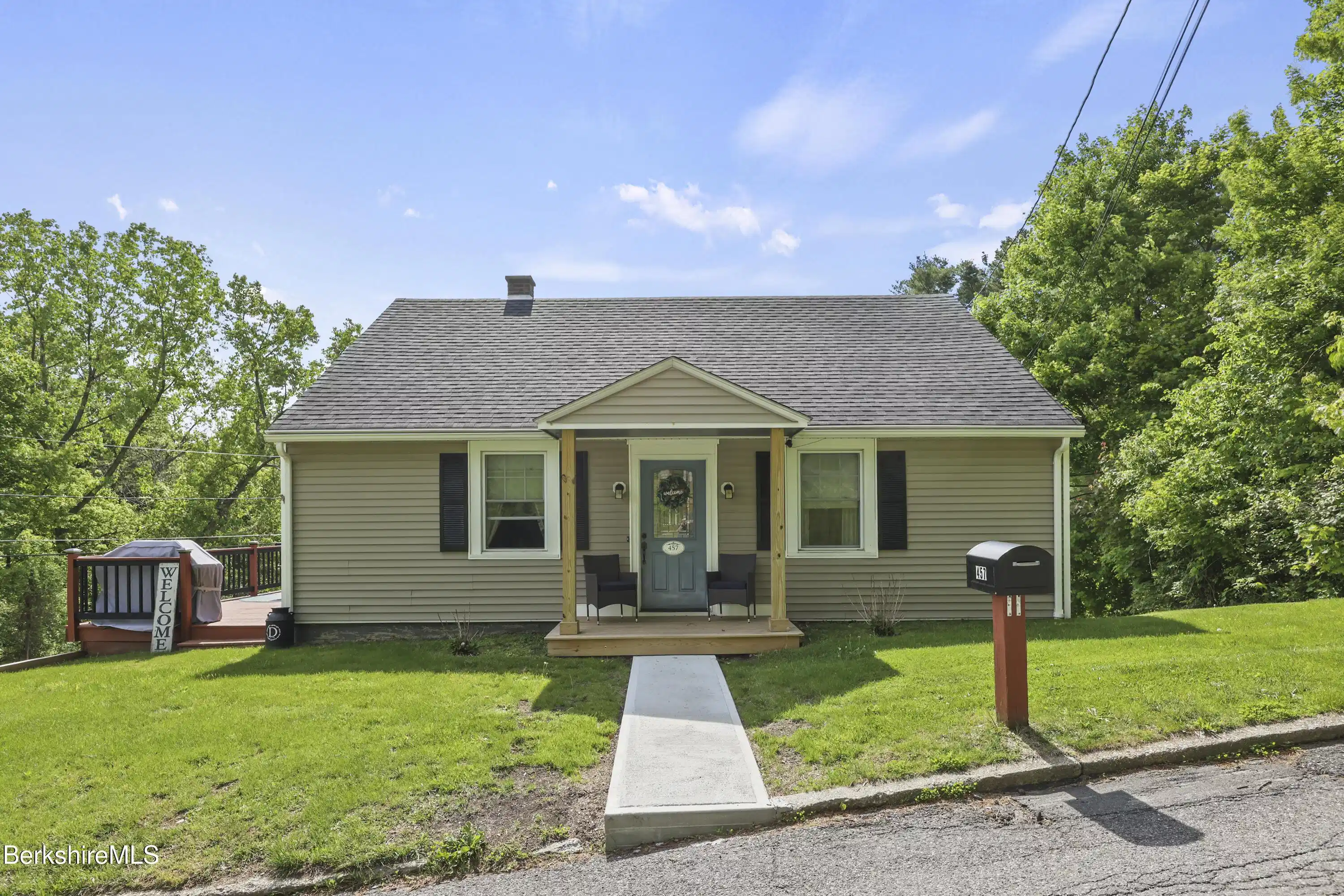 Image 1: 457 North Eagle St.