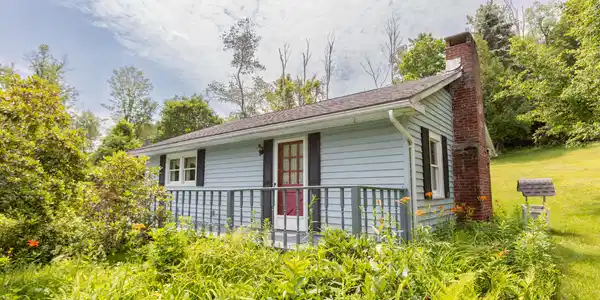 488 East St