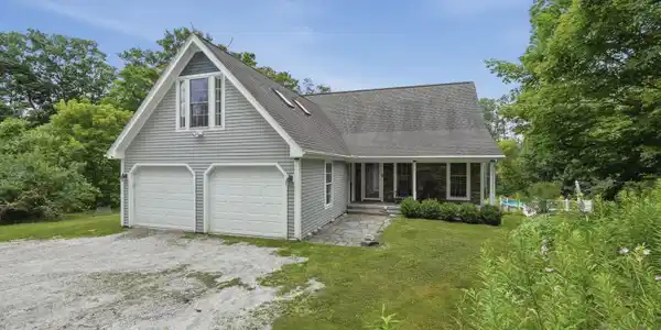 130 Oliver Ave