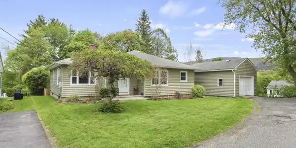 8 McKinley St