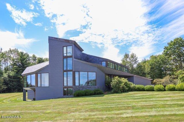 Image 1: 30 Exterior Front