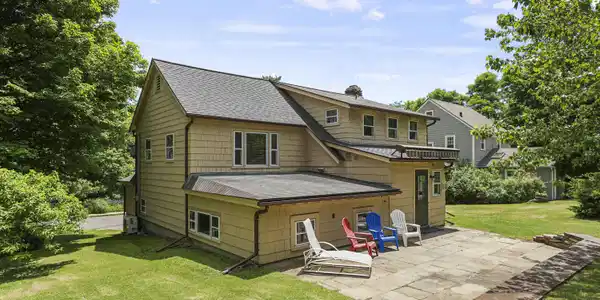 Image 3: Back yard patio for cook outs