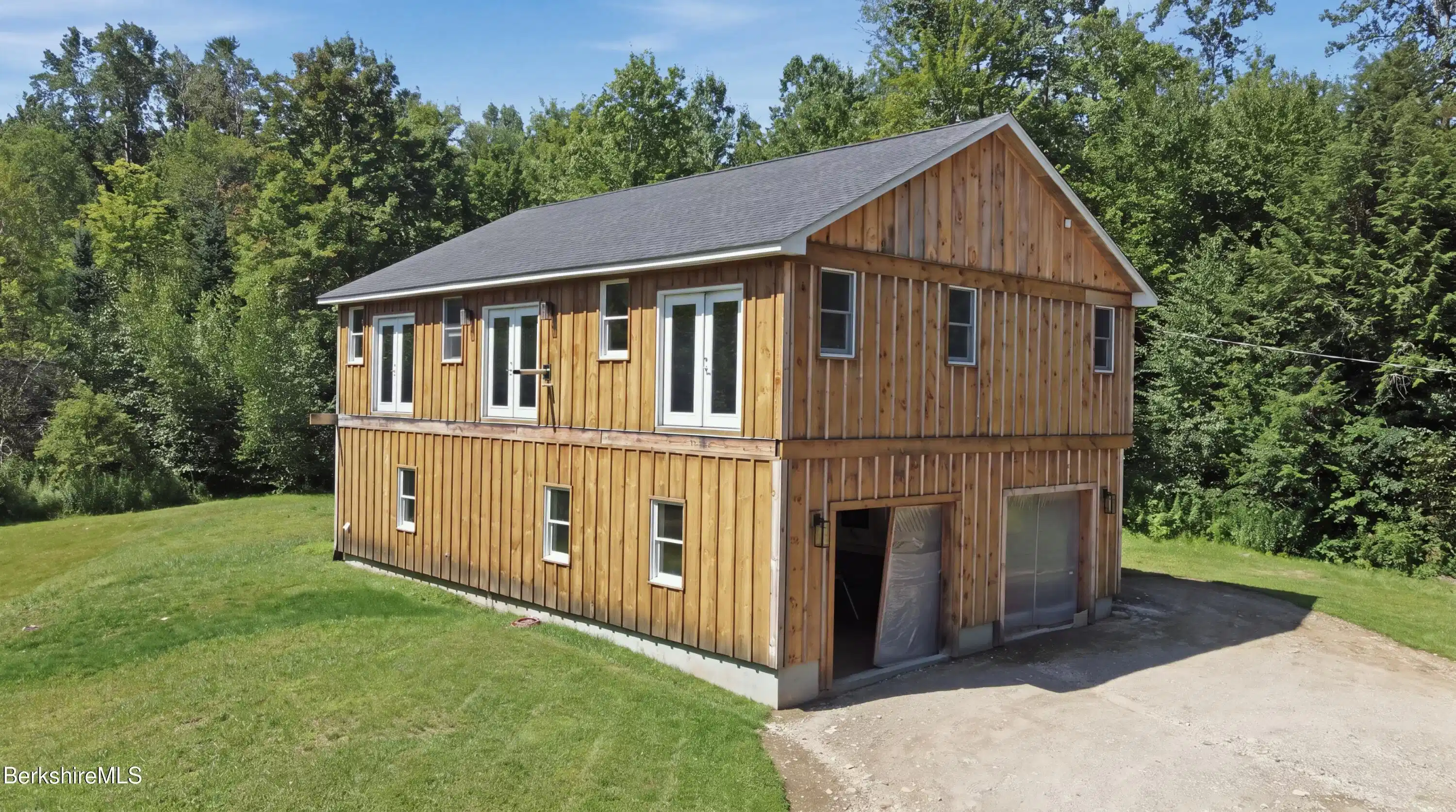 Image 1: Exterior