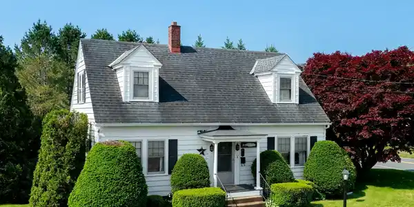 82 Maple St