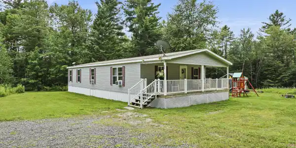 548 Loop Rd