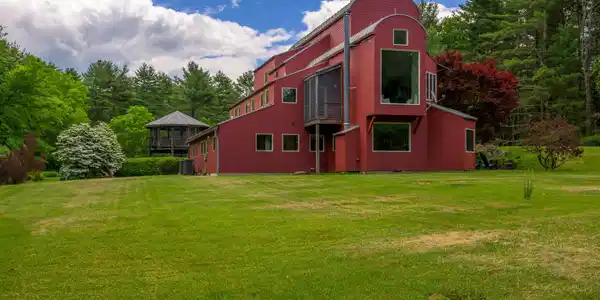 Image 4: West facing Ext