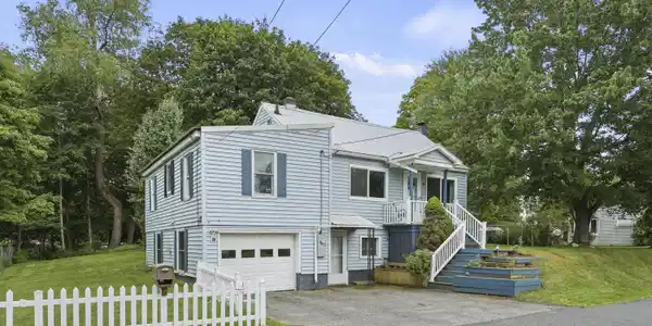 20 White Oaks Rd