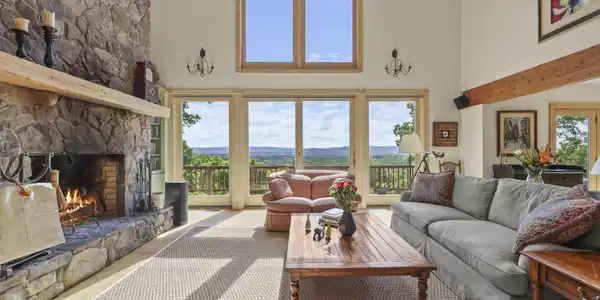 Image 4: 65 Living Room