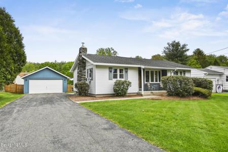 135 Imperial Ave
