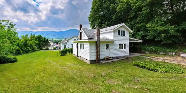 1 Richmond Ln