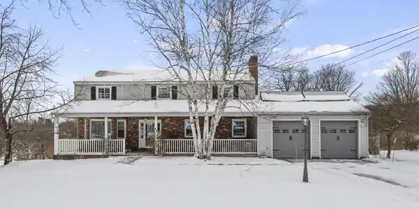 46 Glory Dr