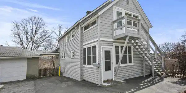 13 Sloan St