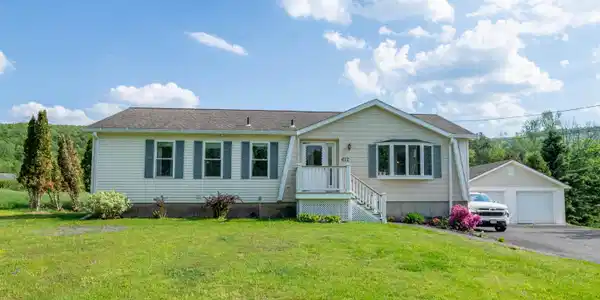 612 Notch Rd