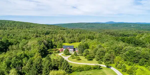 653 Hartsville-New Marlborough Rd