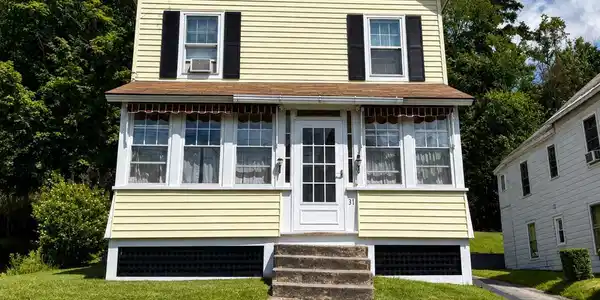 31 Millard Ave