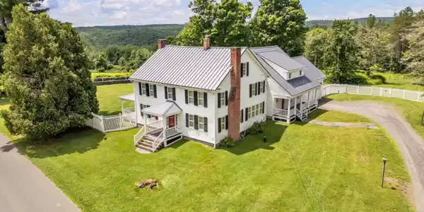 85 Nash Rd