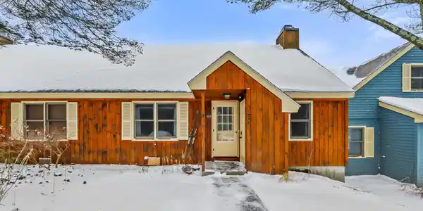 93 Corey Rd