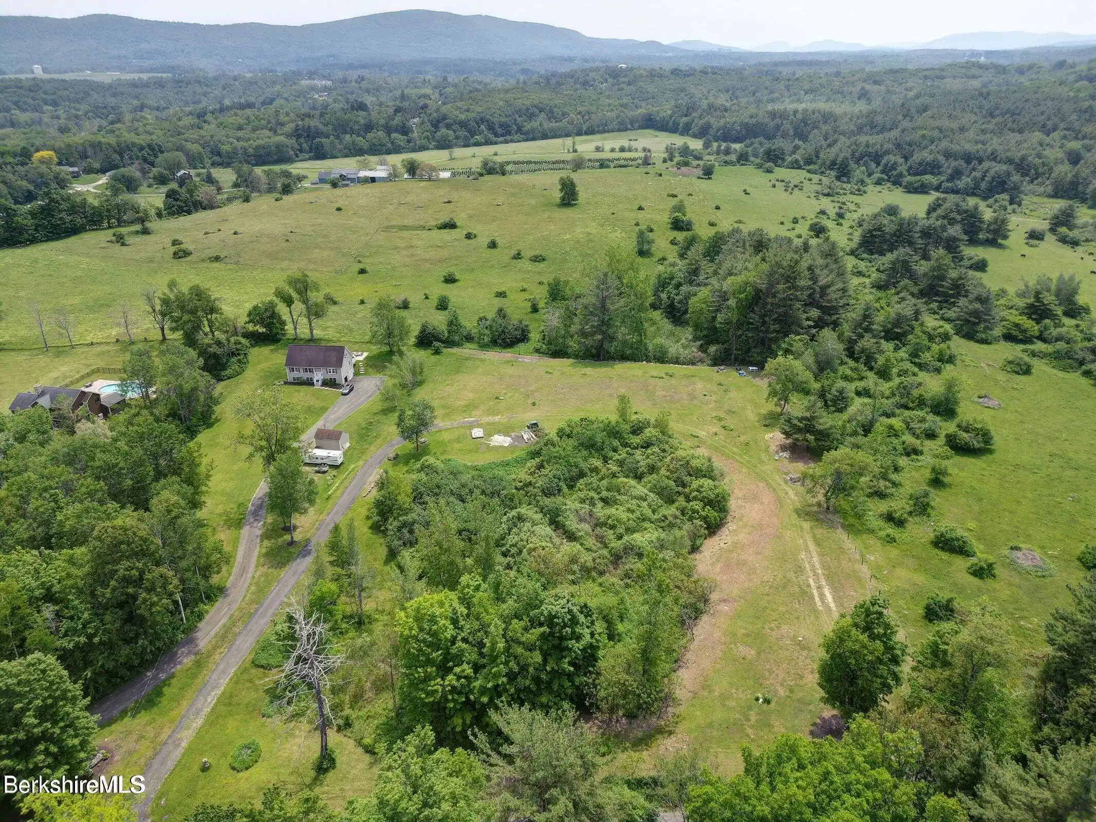 Image 1: Gale Ave
