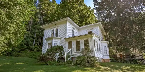108 Church Rd