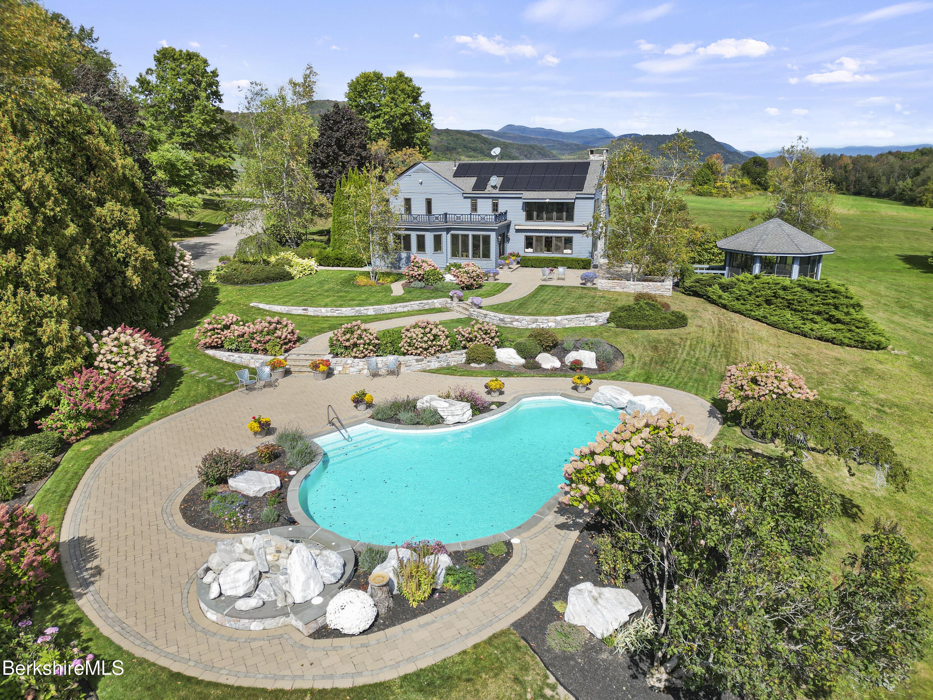 Image 2: 840 Aerial View