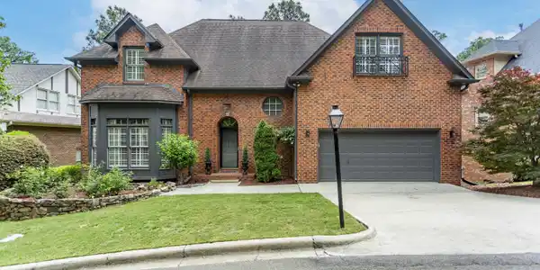 2621 RIVER TRACE COURT