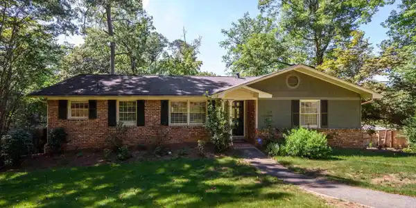 1426 OVERLOOK ROAD