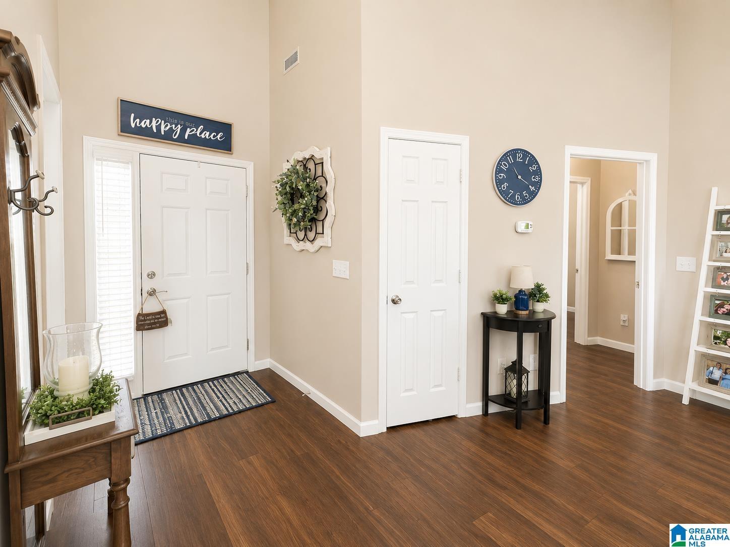 Image 2: Entrance Foyer