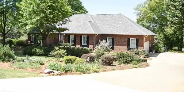 Image 2: Front Of Structure