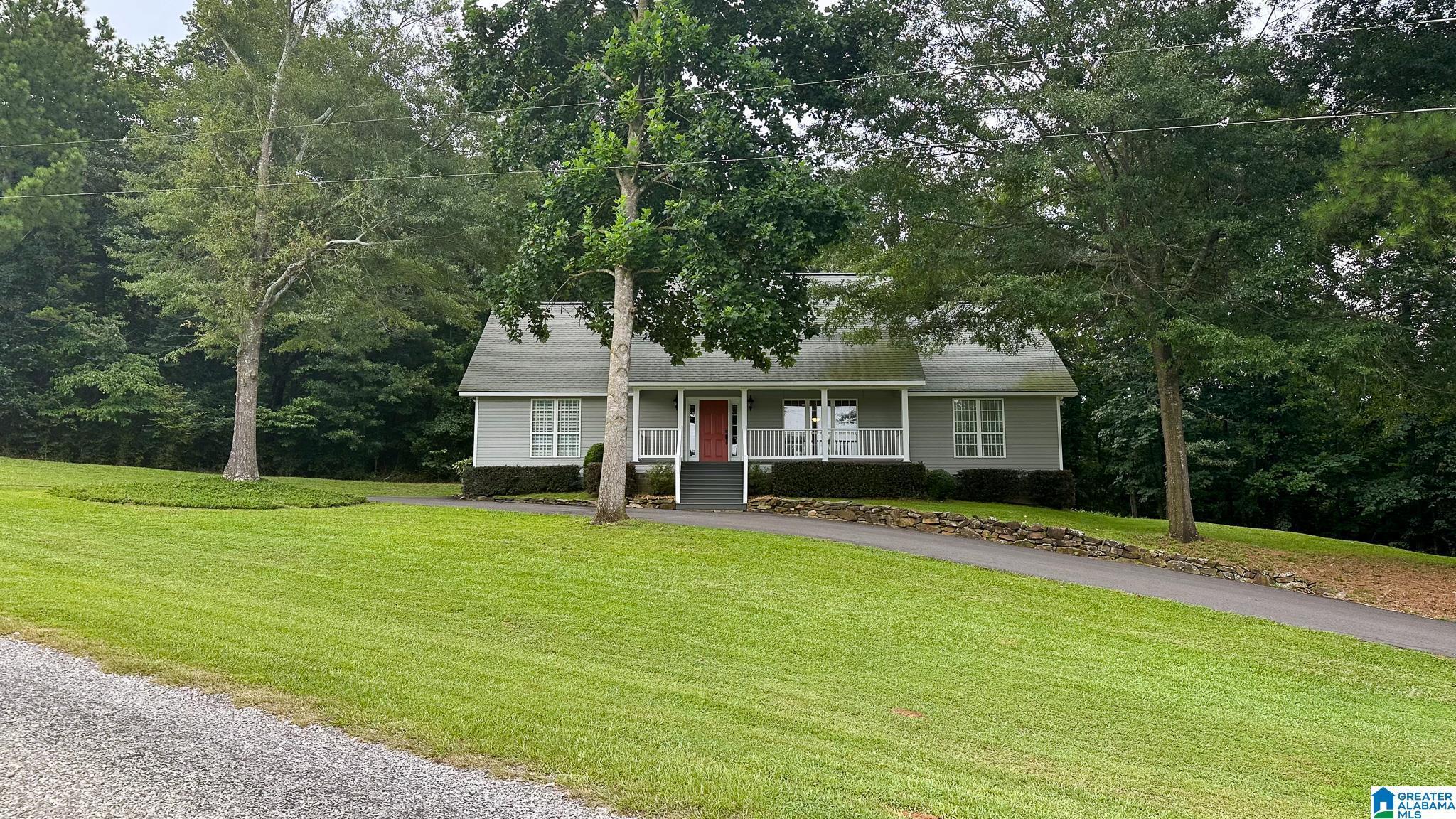 Image 3: Front Of Structure
