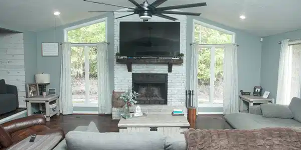 1404 MOUNTAIN LAUREL COURT NE