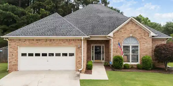 217 BEAVER CREST CIRCLE