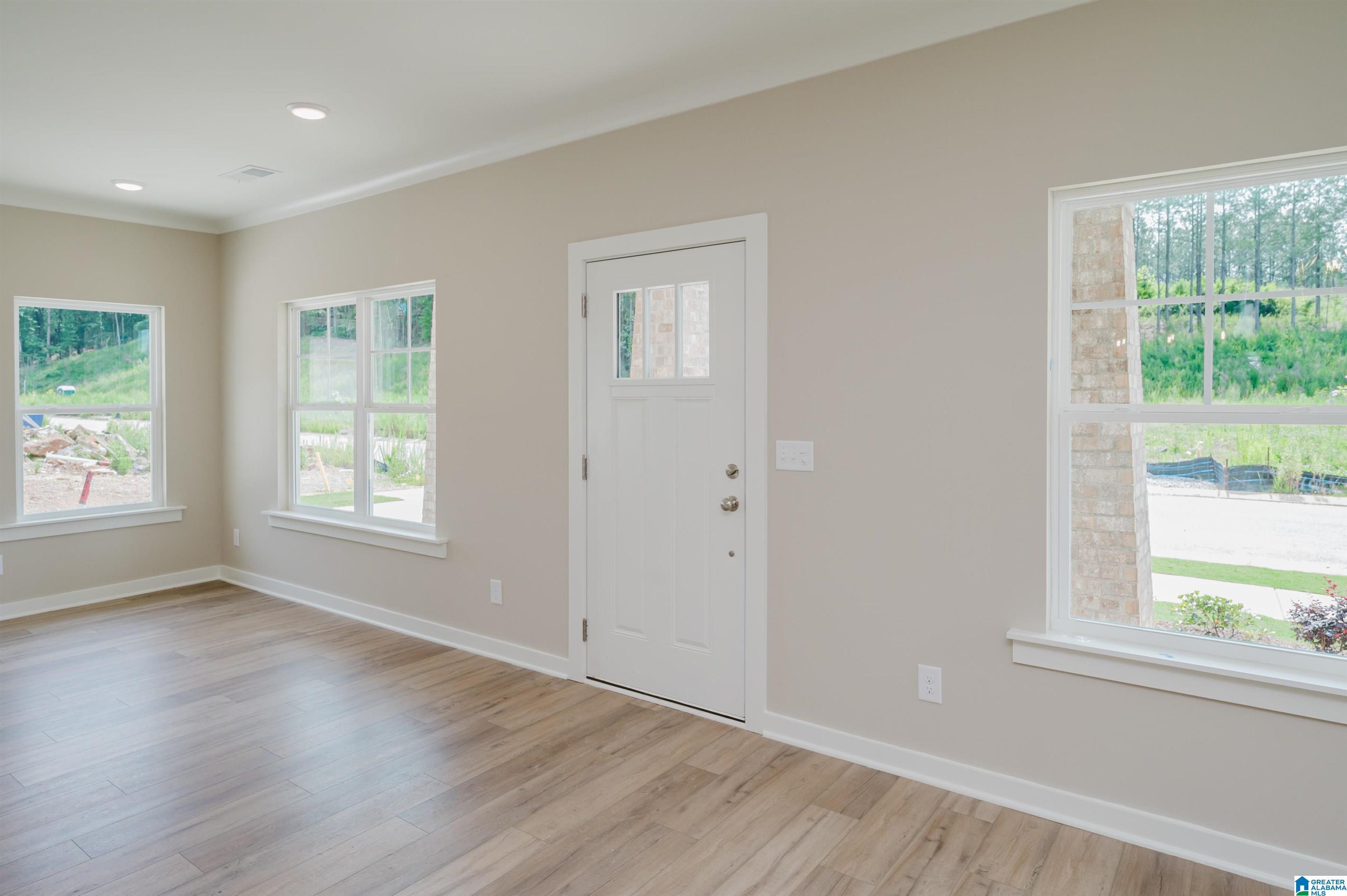 Image 3: Entrance Foyer