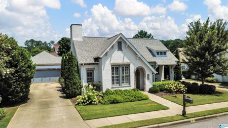 3912 BIBURY CIRCLE