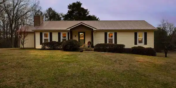 560 PHILLIPS DRIVE