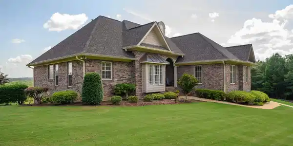 5025 CREEK BLUFF